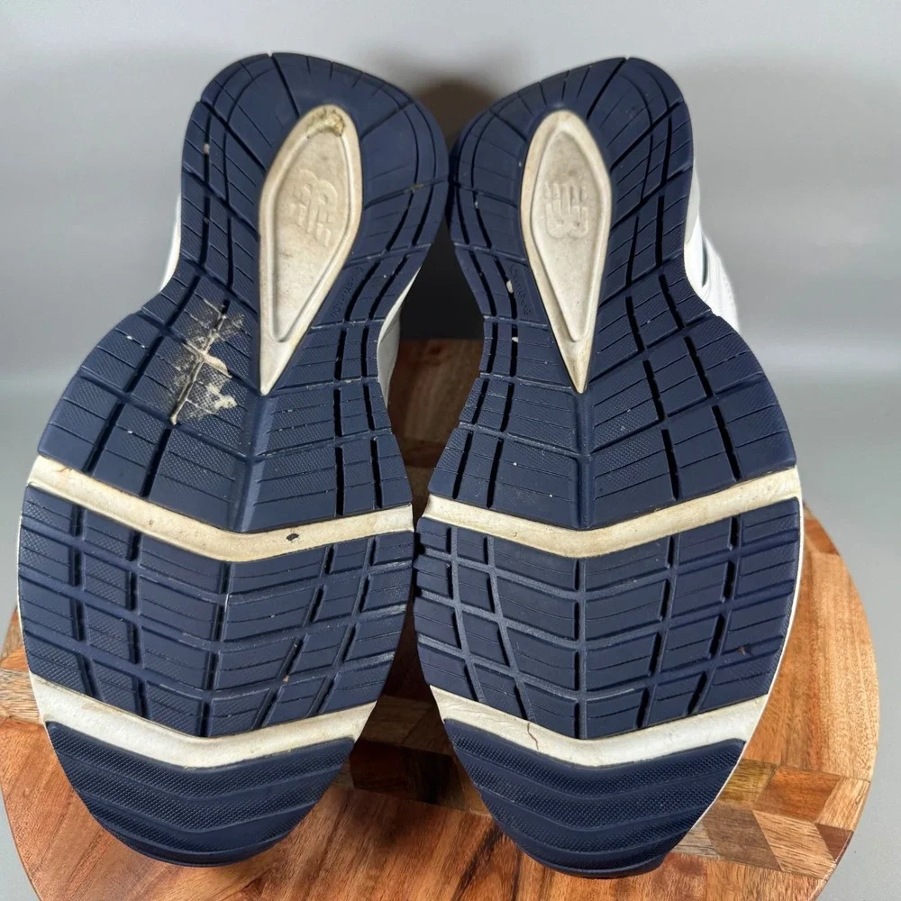 New Balance 608 V5 Mens 10 2E White Navy Leather Training Shoes